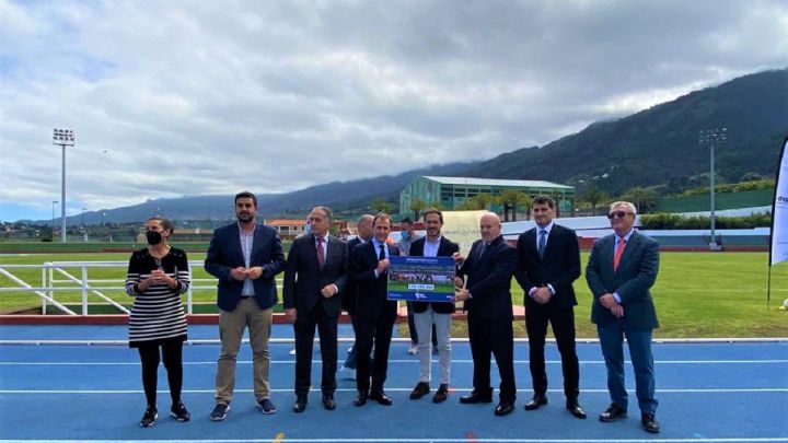 La solidaridad del partido de Leyendas “Por La Palma” ya es tangible