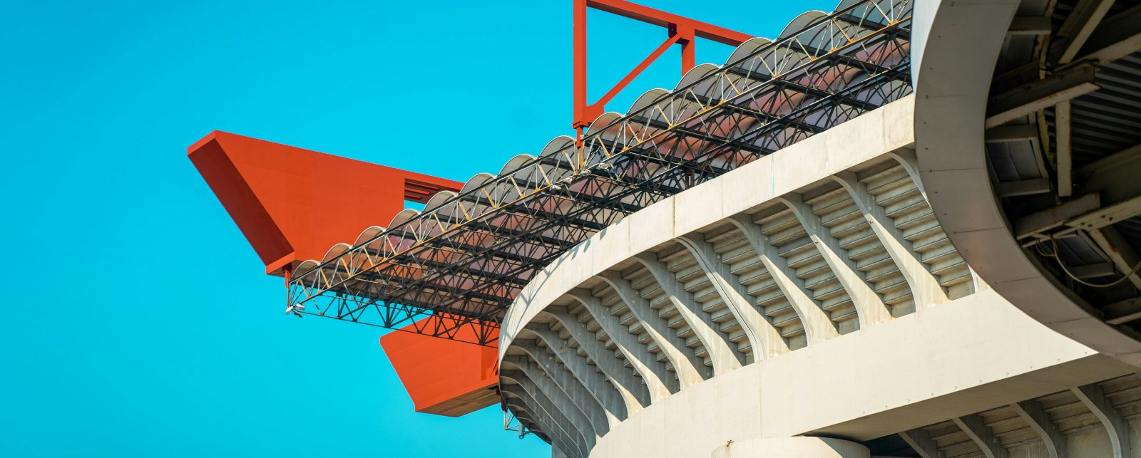 El nuevo San Siro y la paradoja del fútbol moderno